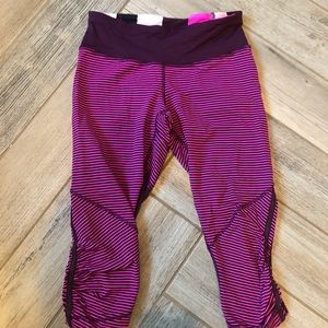 Lululemon Size 6 striped cropped leggings